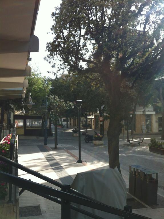 Hotel Gabbiano Porto San Giorgio Exterior photo