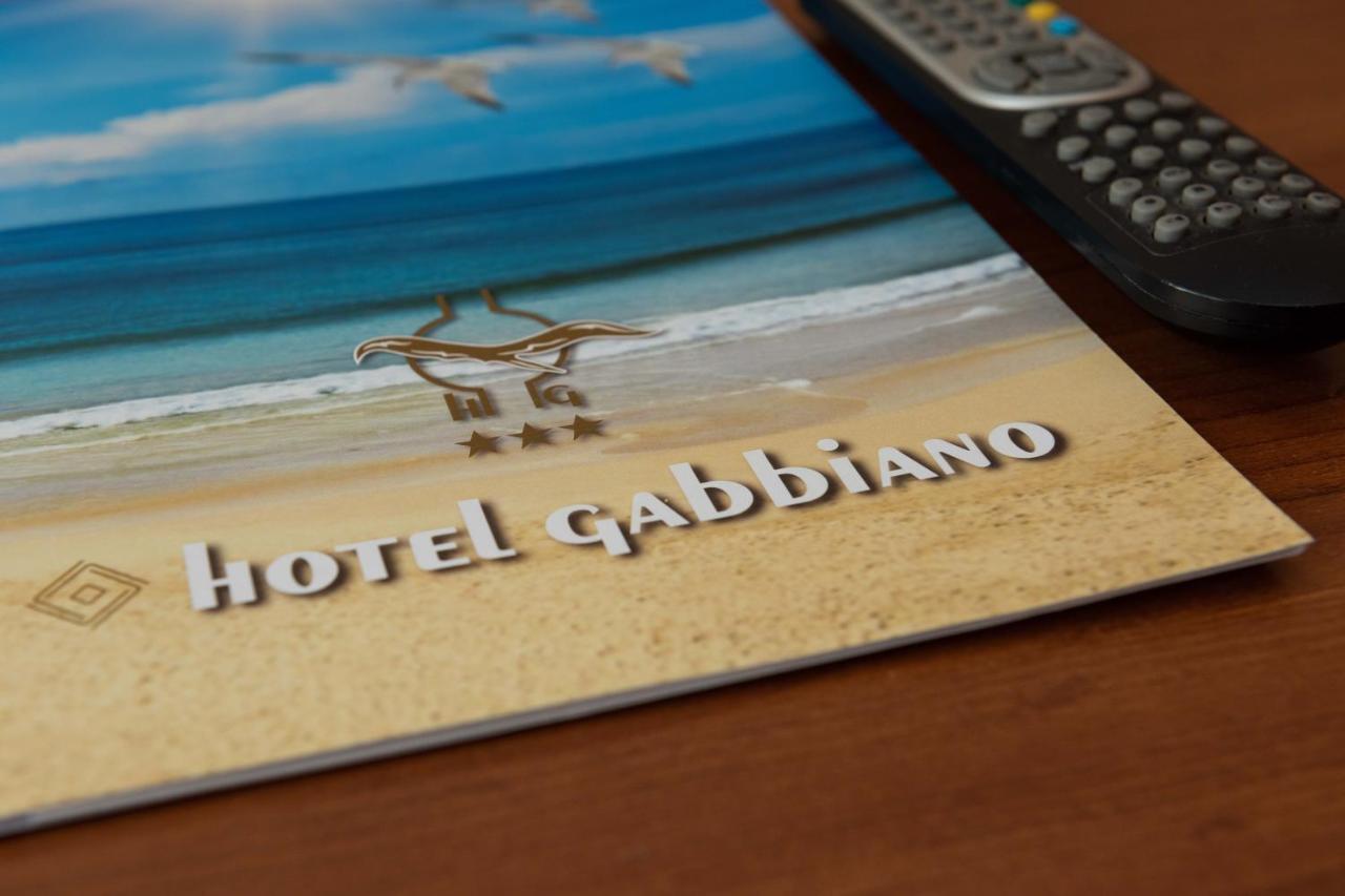 Hotel Gabbiano Porto San Giorgio Exterior photo
